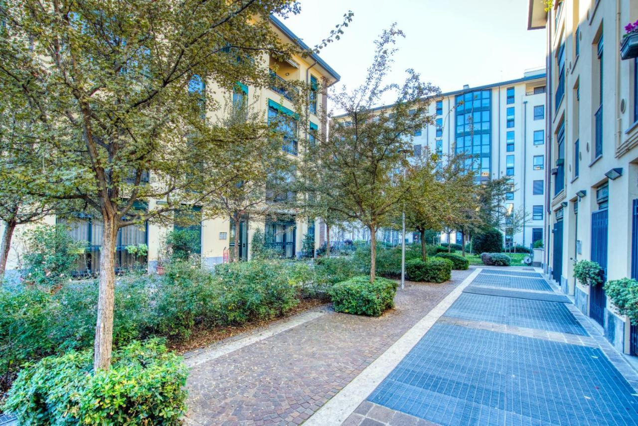 Italianflat - Il Giardino Del Naviglio Terrace Lägenhet Milano Exteriör bild